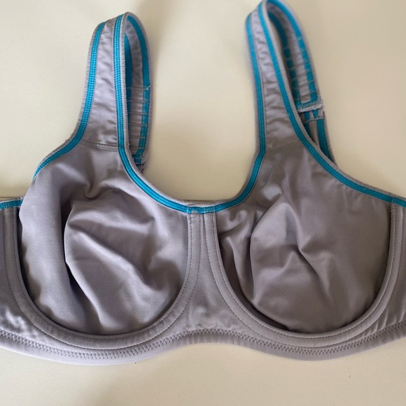 ___ - Picture 1 of 1